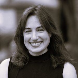 Alisa Ayars BW